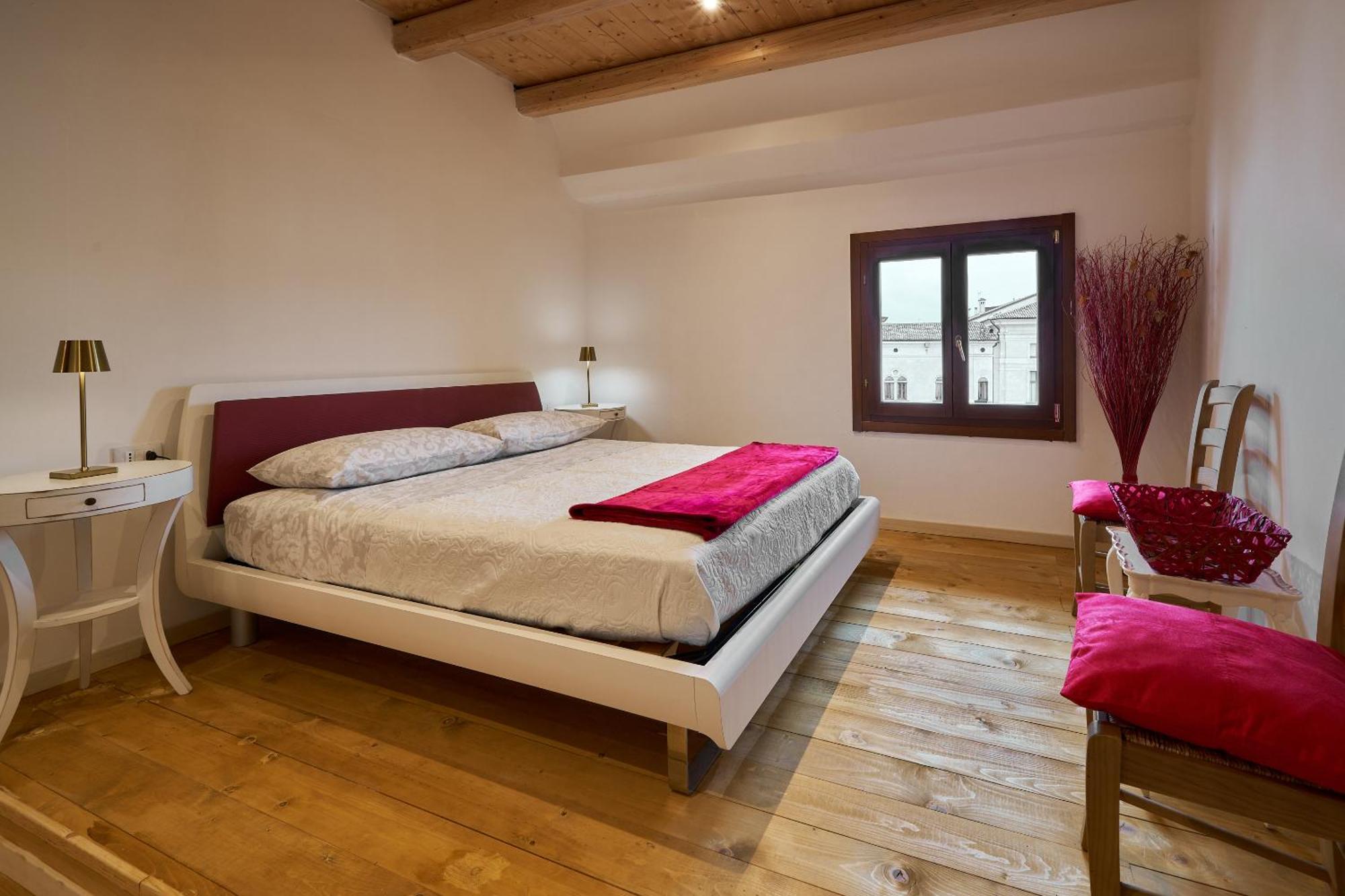 Attico Di Piazza Cima Apartment Conegliano Phòng bức ảnh